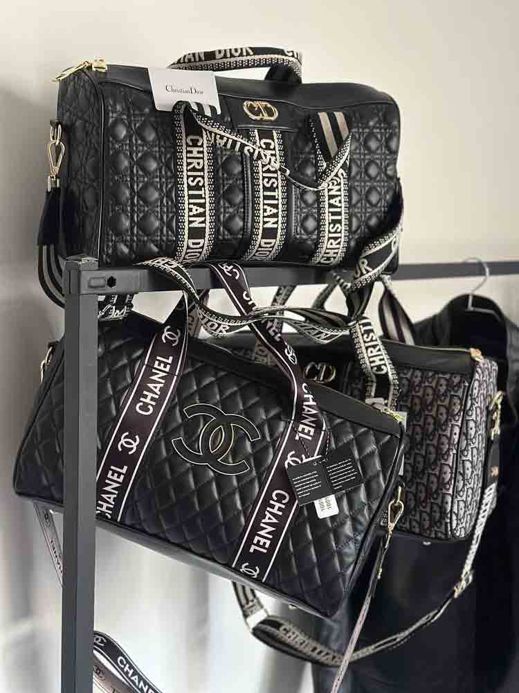 5843975E-365F-494F-87AA-D2B408CB23D4-(1)