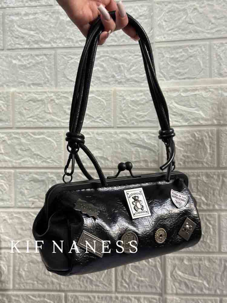 0B047E8A-4D5E-4CE0-B825-F7DE95DF4688