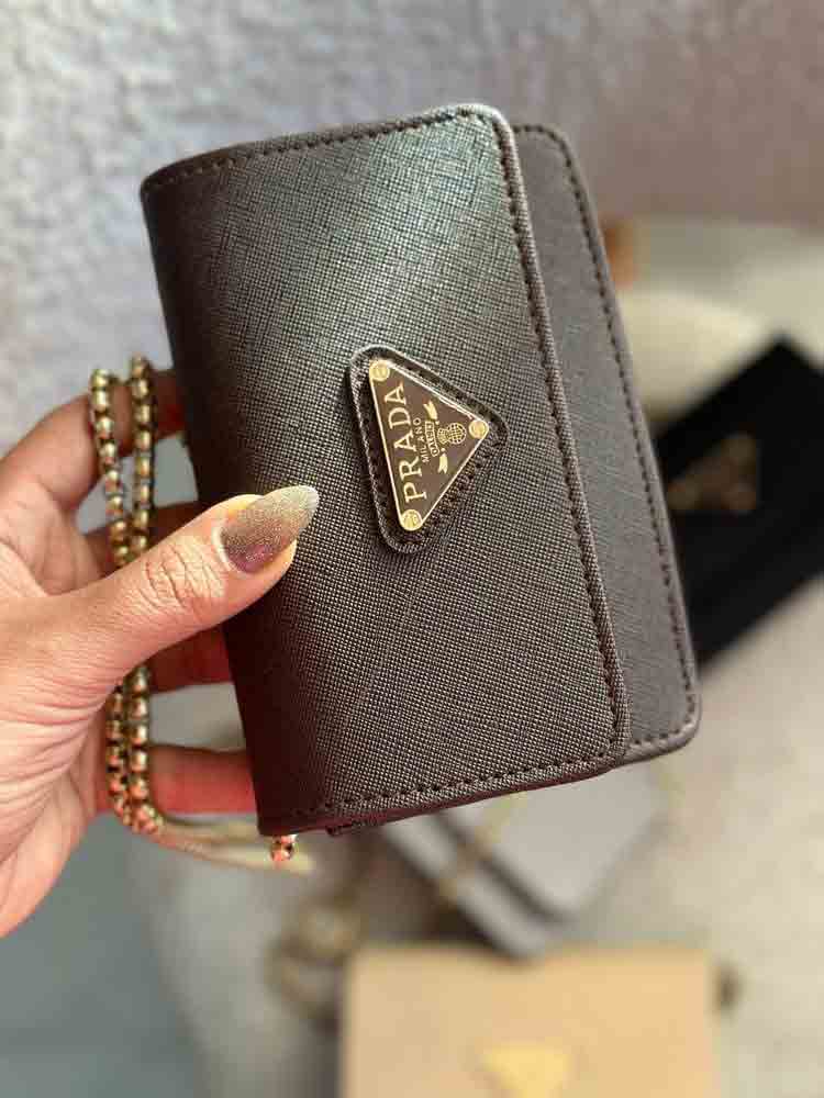 FB9FEBB9-4431-48B5-942C-DBEB3D54C200